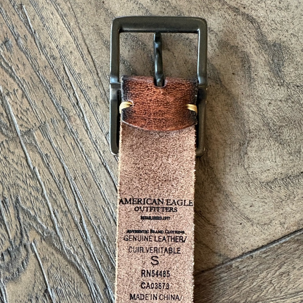 American Eagle Brown Studded Leather Women’s Belt Size Small - Picture 2 of 3